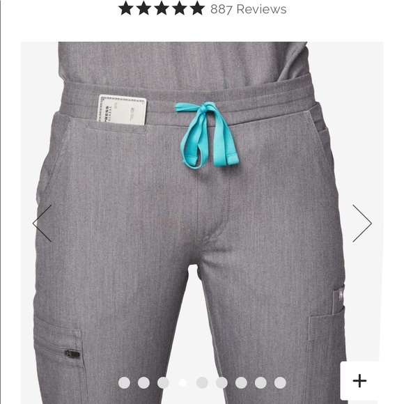 ❌❌SOLD❌❌Figs Graphite Yolas - Picture 3 of 6